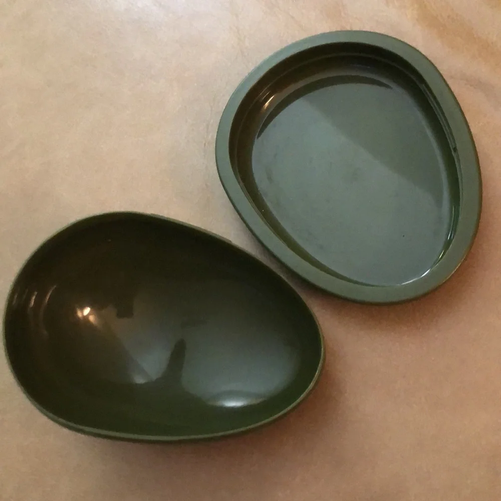 AVOCADO KEEPER • BPA FREE • DISHWASHER SAFE